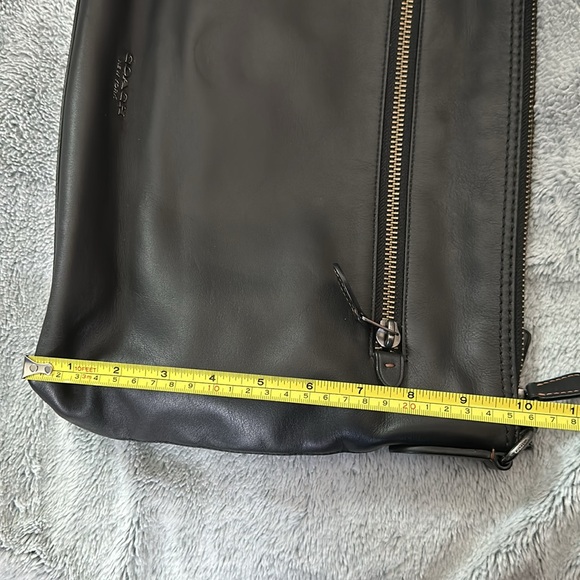 Coach Graham Soft Messenger F72511 - Picture 11 of 12